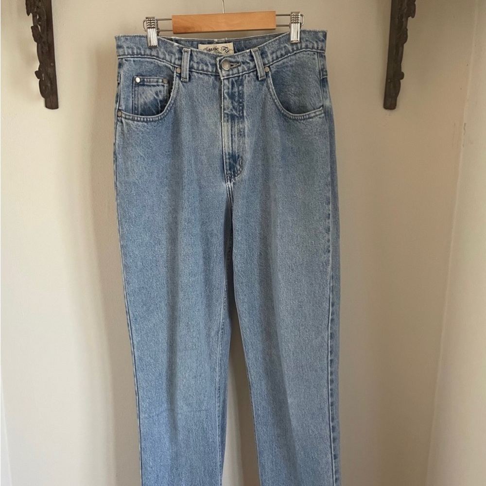Vintage high waisted jeans